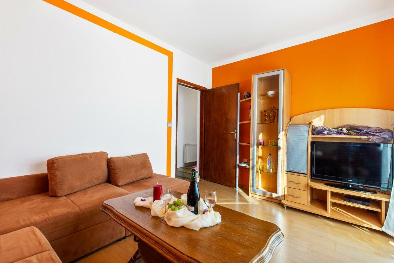 Ruza Apartman Zengg Kültér fotó